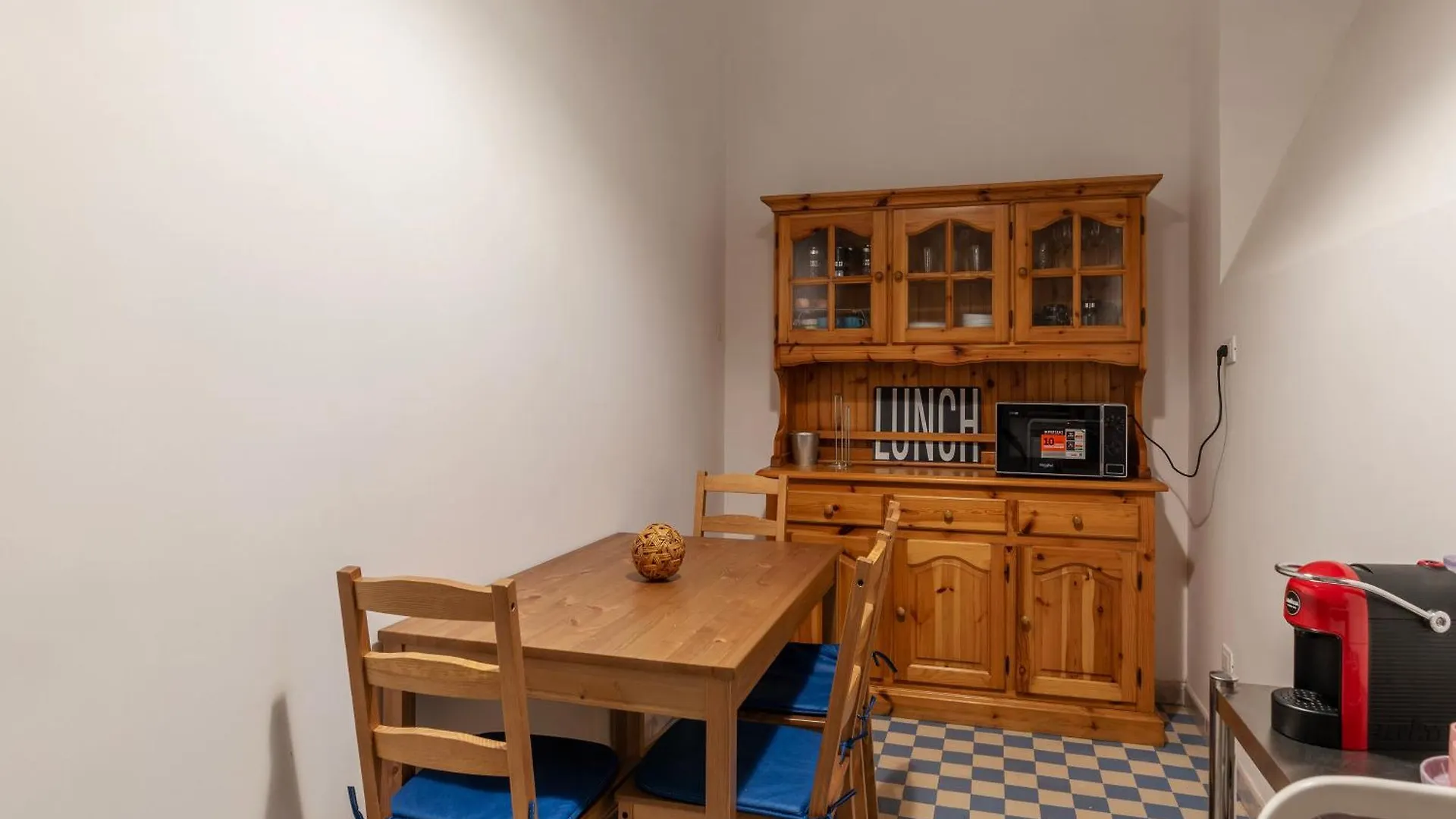 Piazza Nievo A Trastevere Cozy Apartment 로마